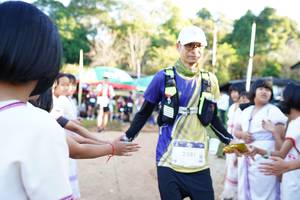 BIB: 2281
                            <button type="button" onclick="openModal(18981392)" class="btn btn-primary btn-sm float-right btn-popup" data-toggle="modal" data-target=".modal-high-quality">
                        <i class="fas fa-shopping-cart"></i> Add to Cart
                    </button>
                                            <button type="button" onclick="isThisMe(18981392, true)" class="btn btn-success btn-sm float-right btn-popup btn-isme hidden" data-toggle="tooltip" data-placement="bottom" title="นี่คือรูปของคุณใช่ไหม คลิกที่นี่เพื่อเอาเข้าอัลบั้ม">
                        <i class="fas fa-plus"></i> Add to album
                    </button>
                    <button type="button" onclick="isThisMe(18981392, false)" class="btn btn-warning btn-sm float-right btn-popup btn-isnotme hidden">
                        <i class="fas fa-ban"></i> Remove from album
                    </button>